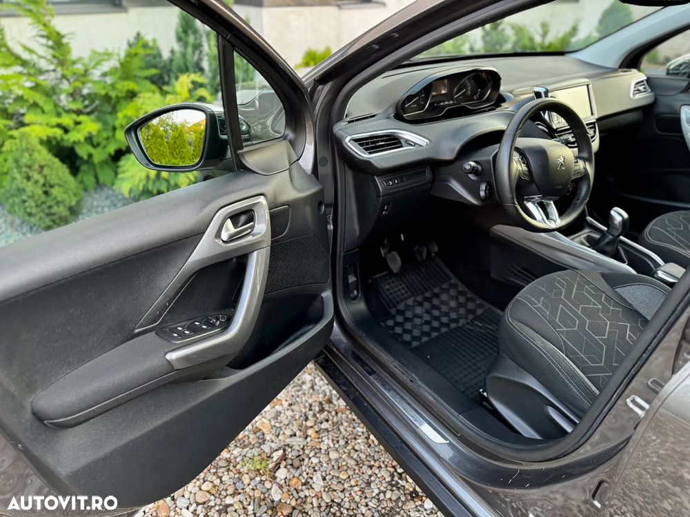 Peugeot 2008 PureTech 82 Style - 8