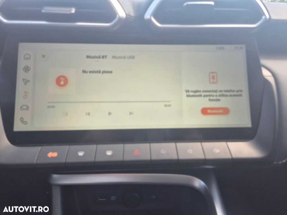 MG ZS HEV 1.5 GSI AT Exclusive - 32