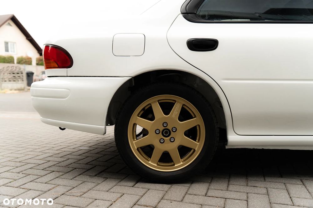 Subaru Impreza - 10