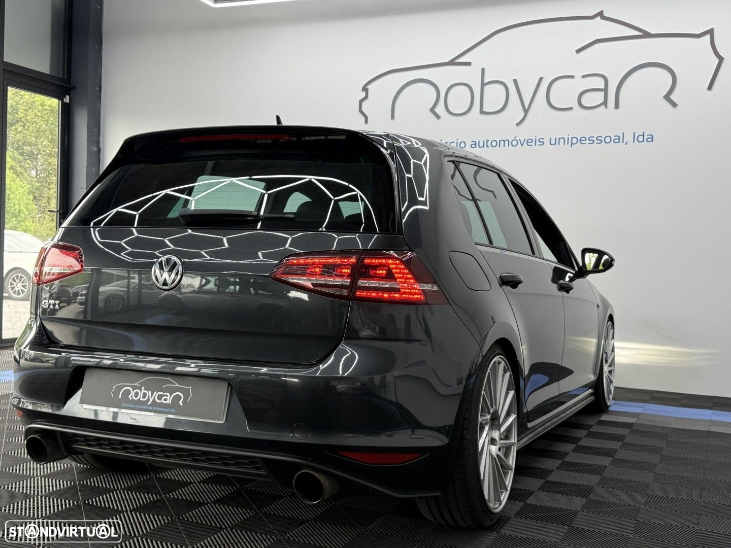 VW Golf 2.0 TSi GTi DSG - 10