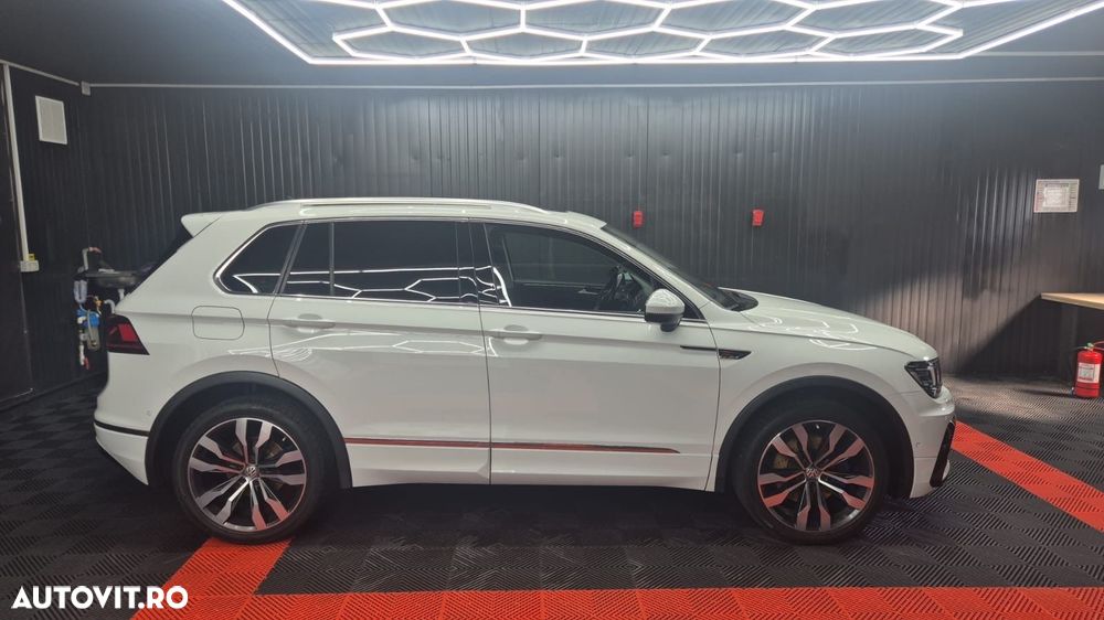 Volkswagen Tiguan 2.0 TDI SCR 4MOTION (BlueMotion Techn.) DSG Highline - 2