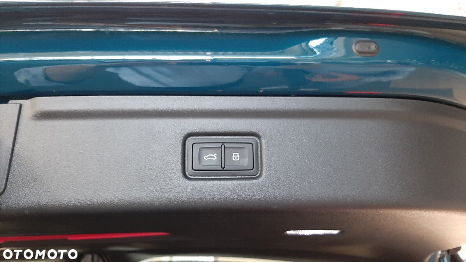 Audi A6 Avant e-tron - 27