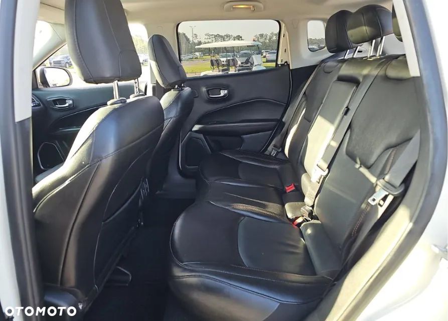 Jeep Compass 2.4I 4x4 Automatik Limited - 10