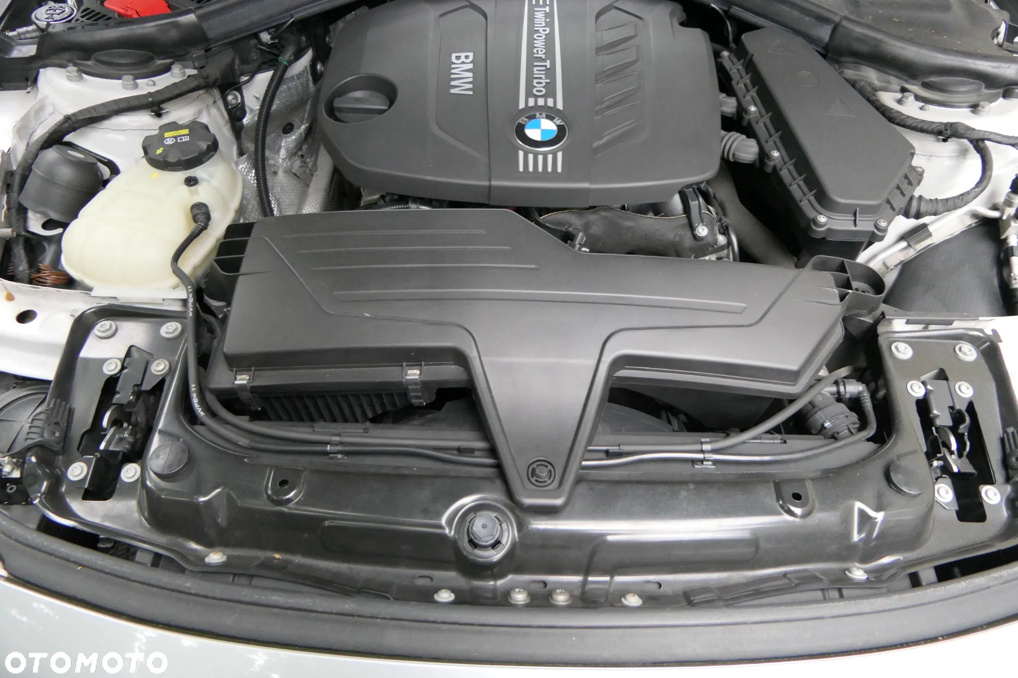 BMW Seria 3 320d Touring xDrive Sport-Aut - 14