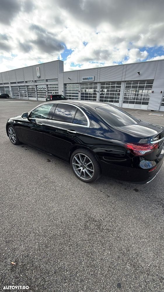 Mercedes-Benz E 300 9G-TRONIC AMG Line - 3