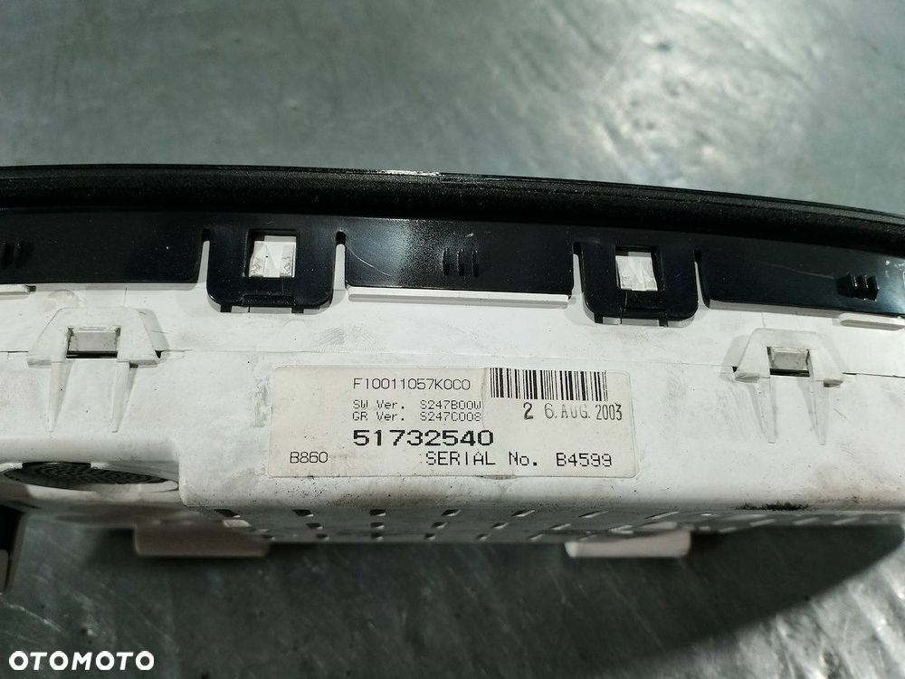 LICZNIK LANCIA THESIS 51732540 2.4 JTD - 2