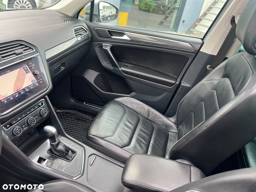 Volkswagen Tiguan - 12