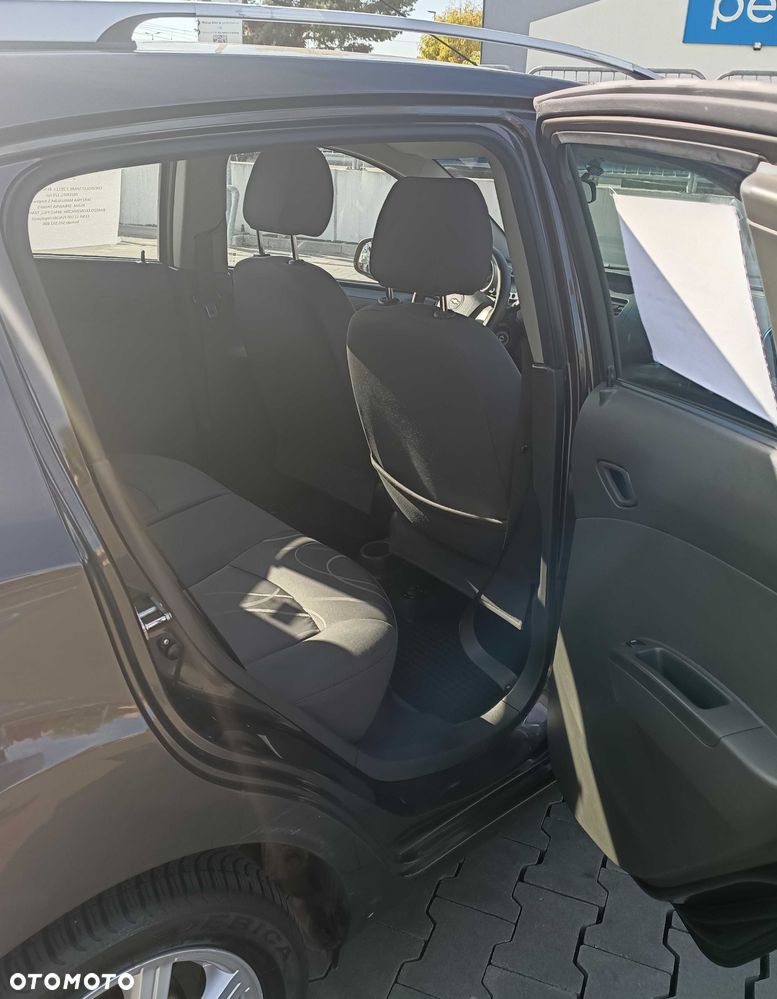 Chevrolet Spark 2012 photo 4