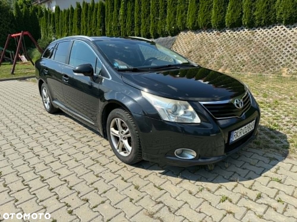 Toyota Avensis 2.0 D-4D Sol+NAVI - 1
