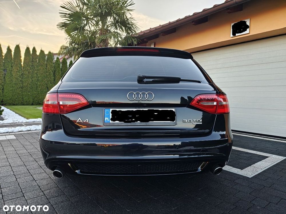 Audi A4 Avant 3.0 TDI Quattro Tiptronic - 9