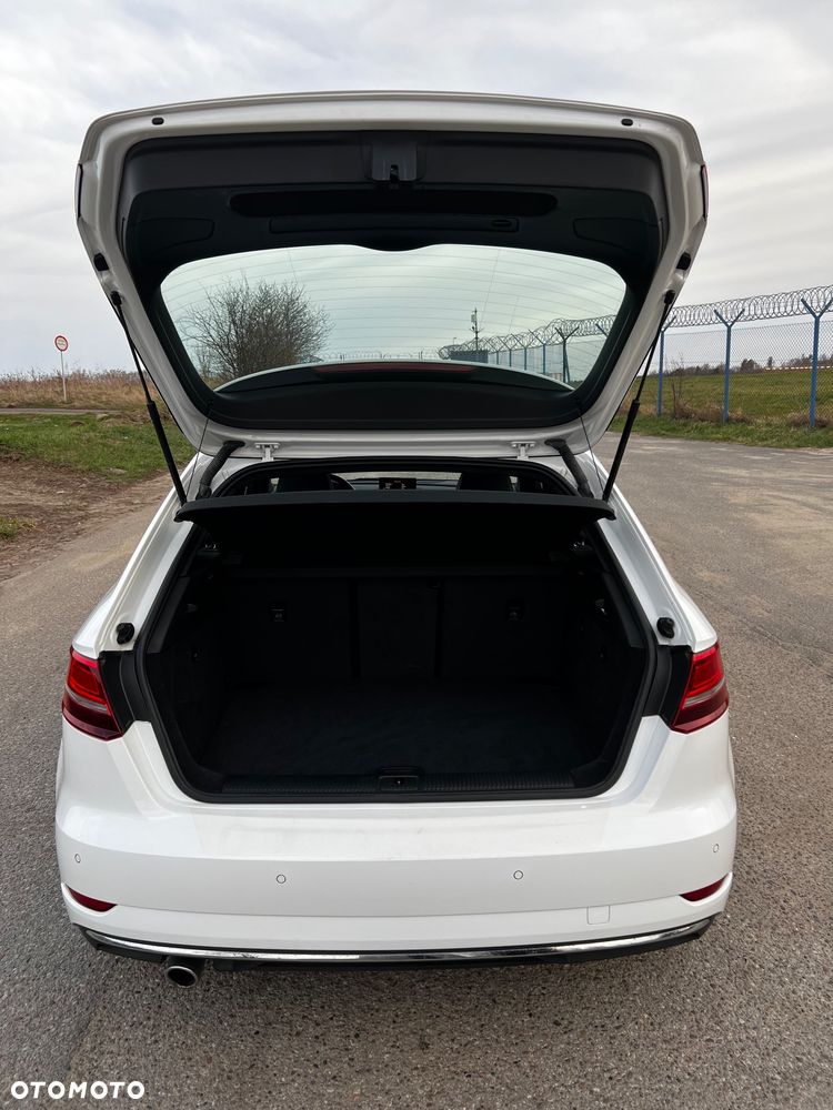 Audi A3 Sportback - 32