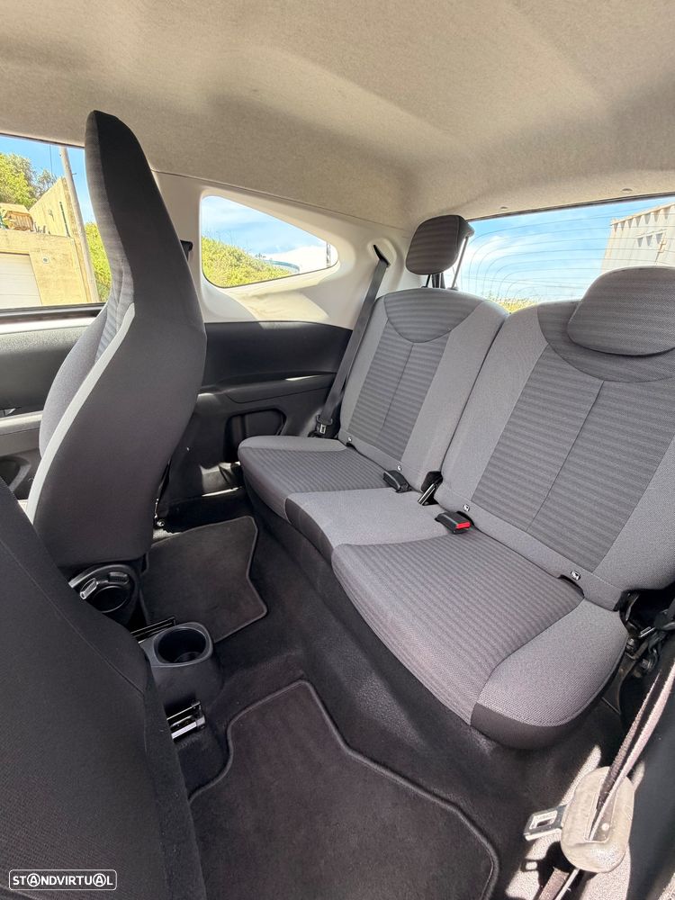 Toyota Aygo 1.0 X-Play Plus+X-Touch+TSS - 17