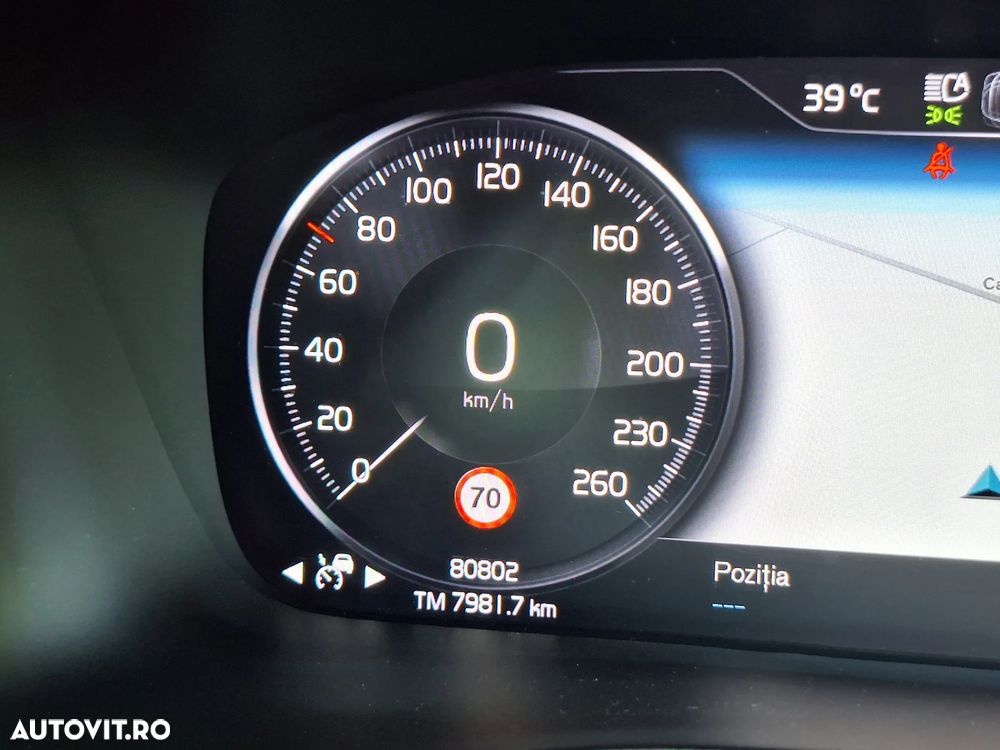 Volvo XC 40 T4 Geartronic Momentum Pro - 23