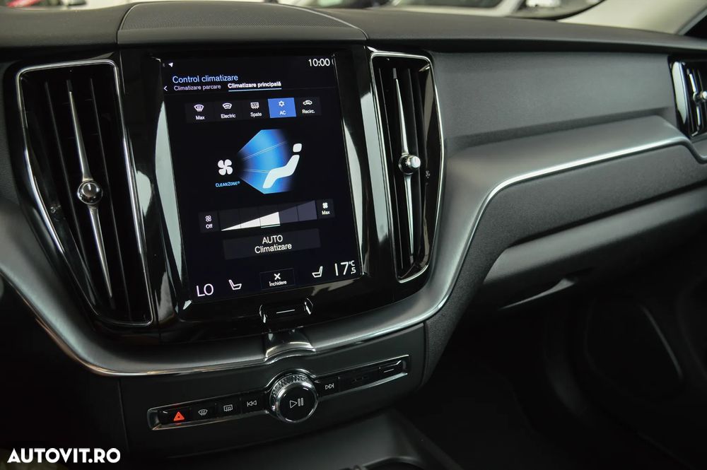 Volvo XC 60 D4 AWD Momentum - 22