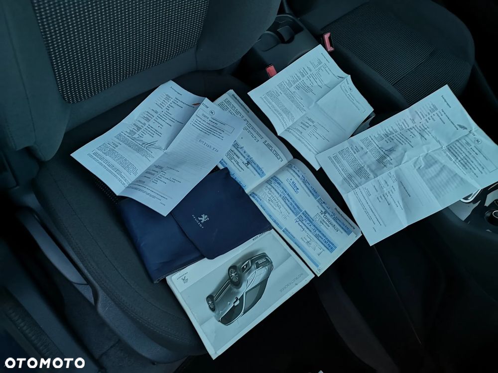 Peugeot 5008 1.6 THP Allure 7os - 10