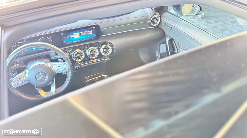 Mercedes-Benz CLA 250 e 8G-DCT Special Edition - 18