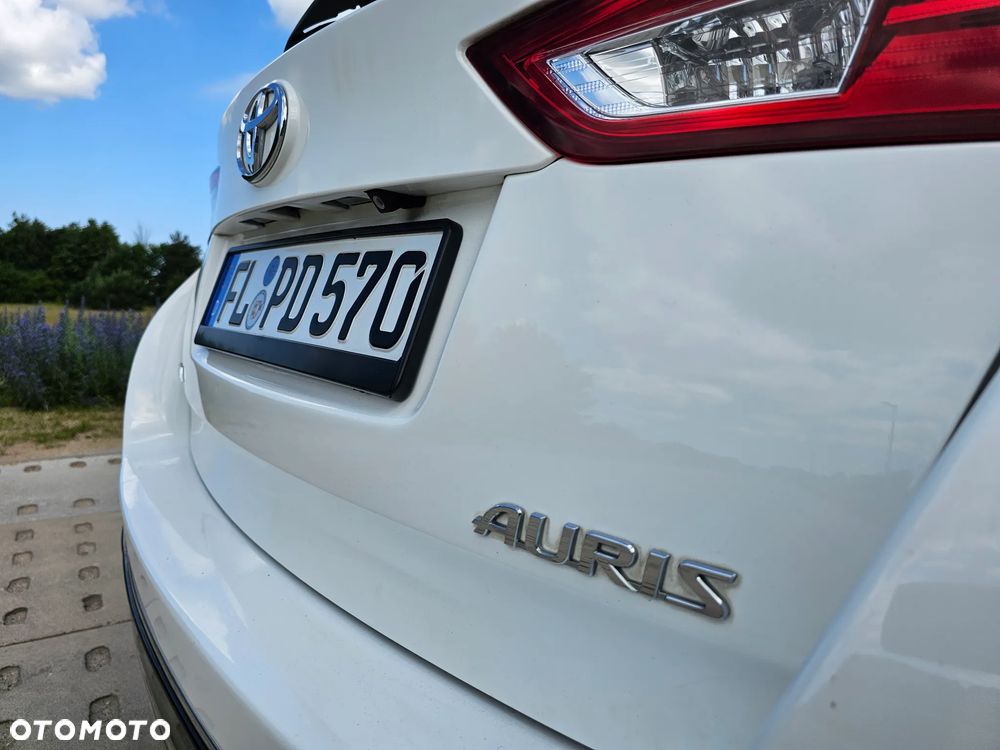 Toyota Auris 1.6 Executive - 17