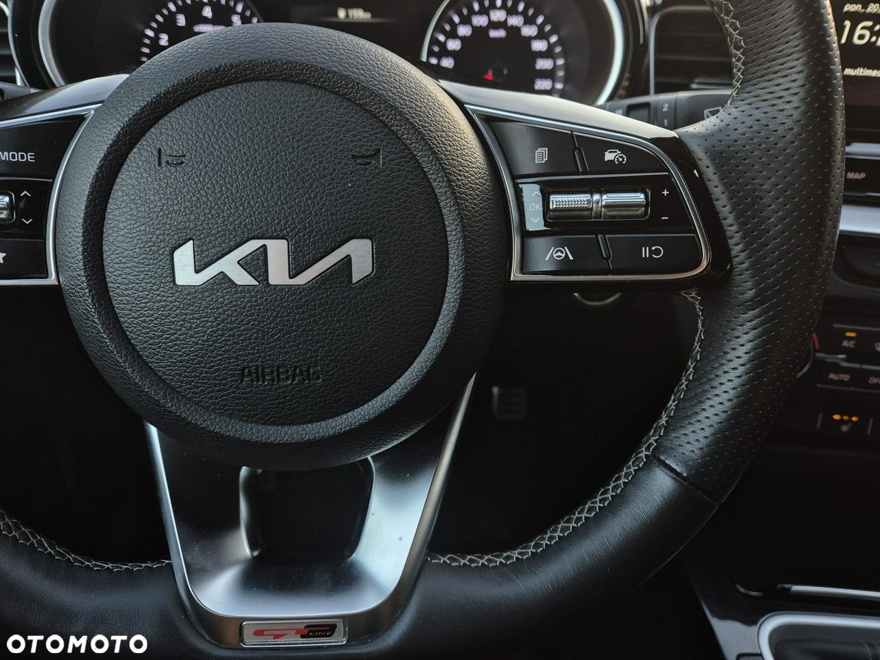 Kia ProCeed - 22