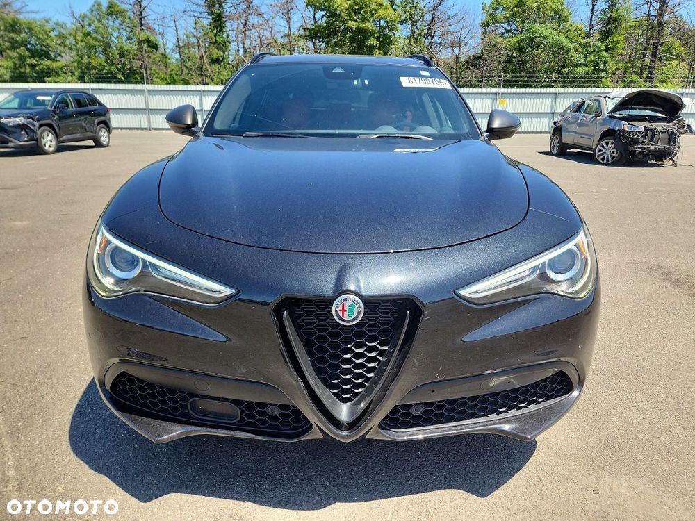 Alfa Romeo Stelvio 2.0 Turbo 16V AT8-Q4 Veloce Ti - 7