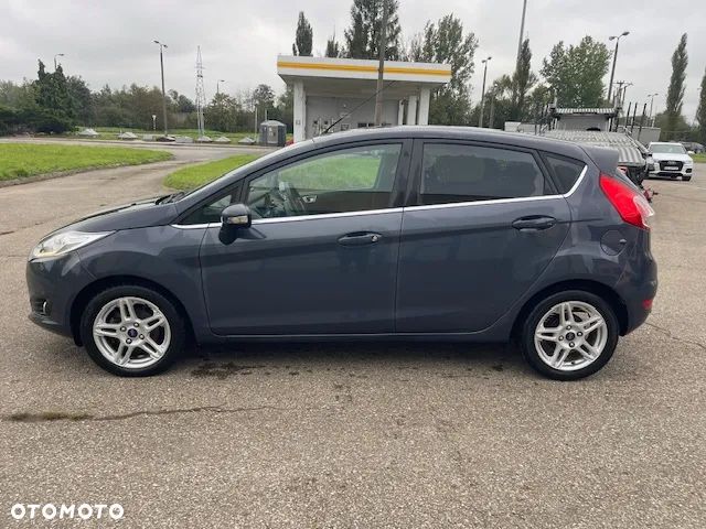 Ford Fiesta - 2