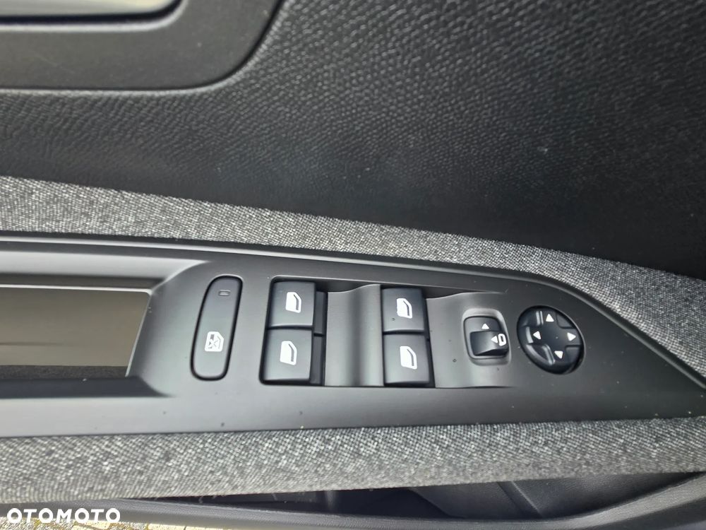 Peugeot 3008 PureTech 130 Stop & Start Active - 38