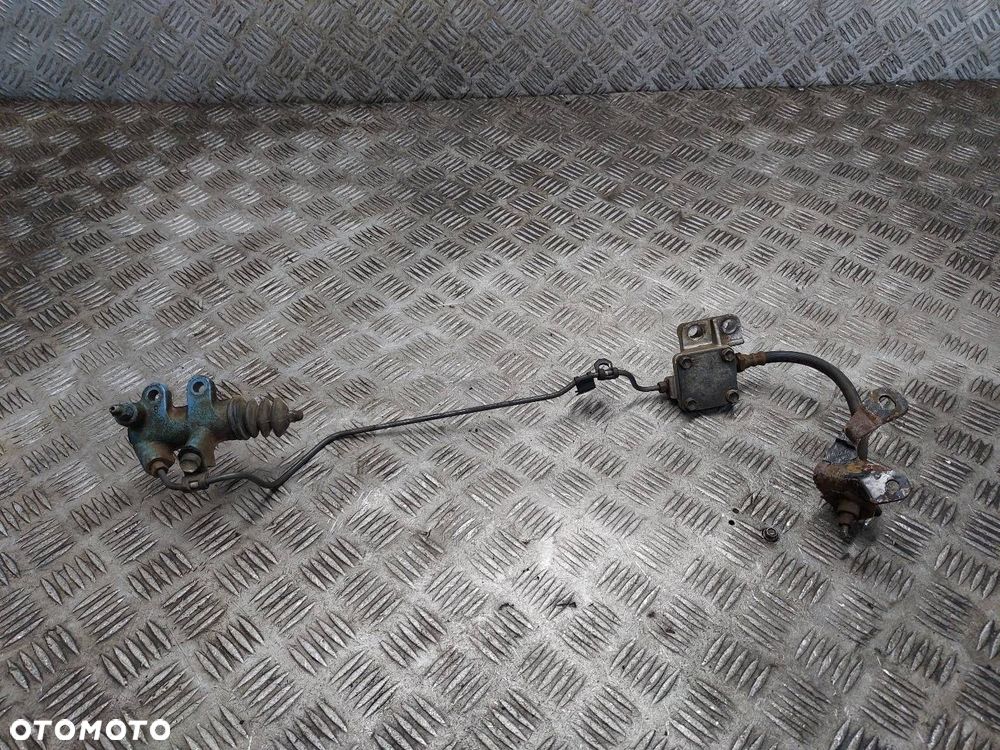 PRZEWÓD WYSPRZĘGLIKA + WYSPRZĘGLIK LEXUS IS II 220D - 3