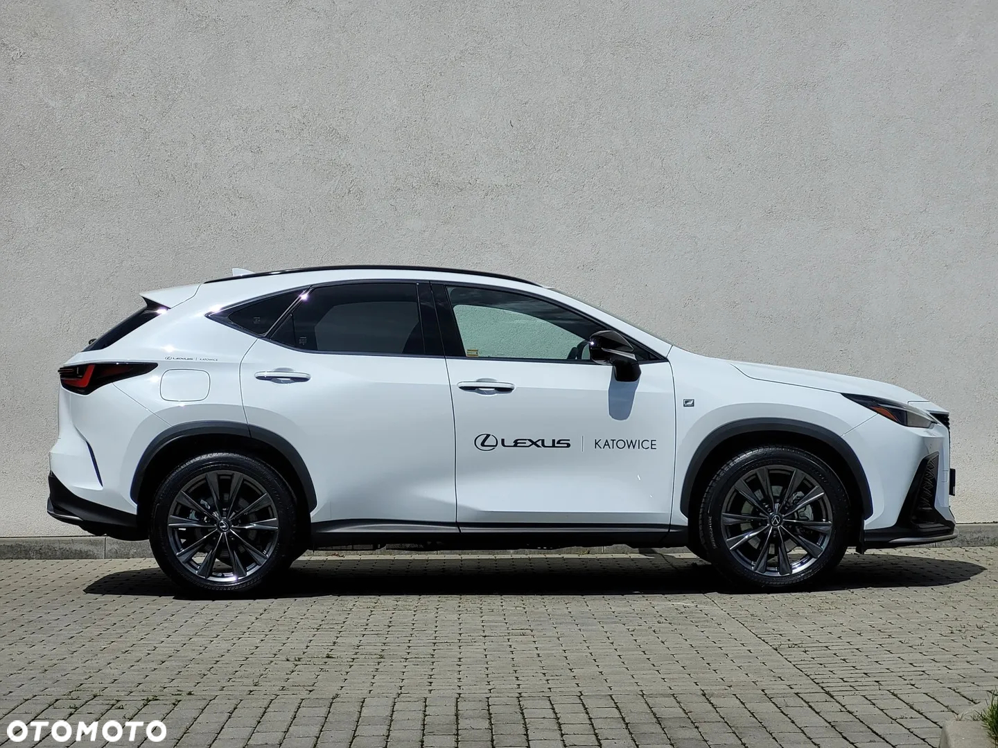 Lexus NX 450h+ F Sport AWD - 8