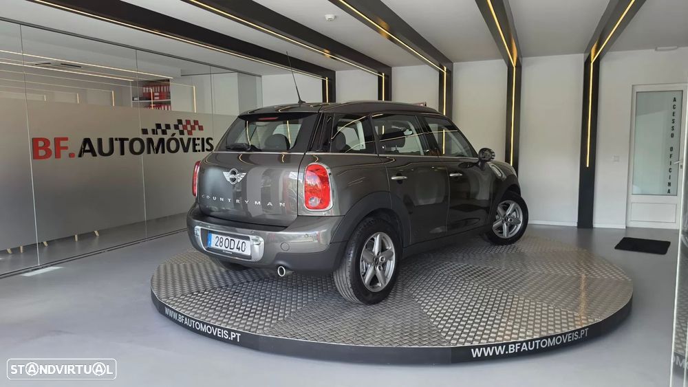MINI Countryman One D - 4