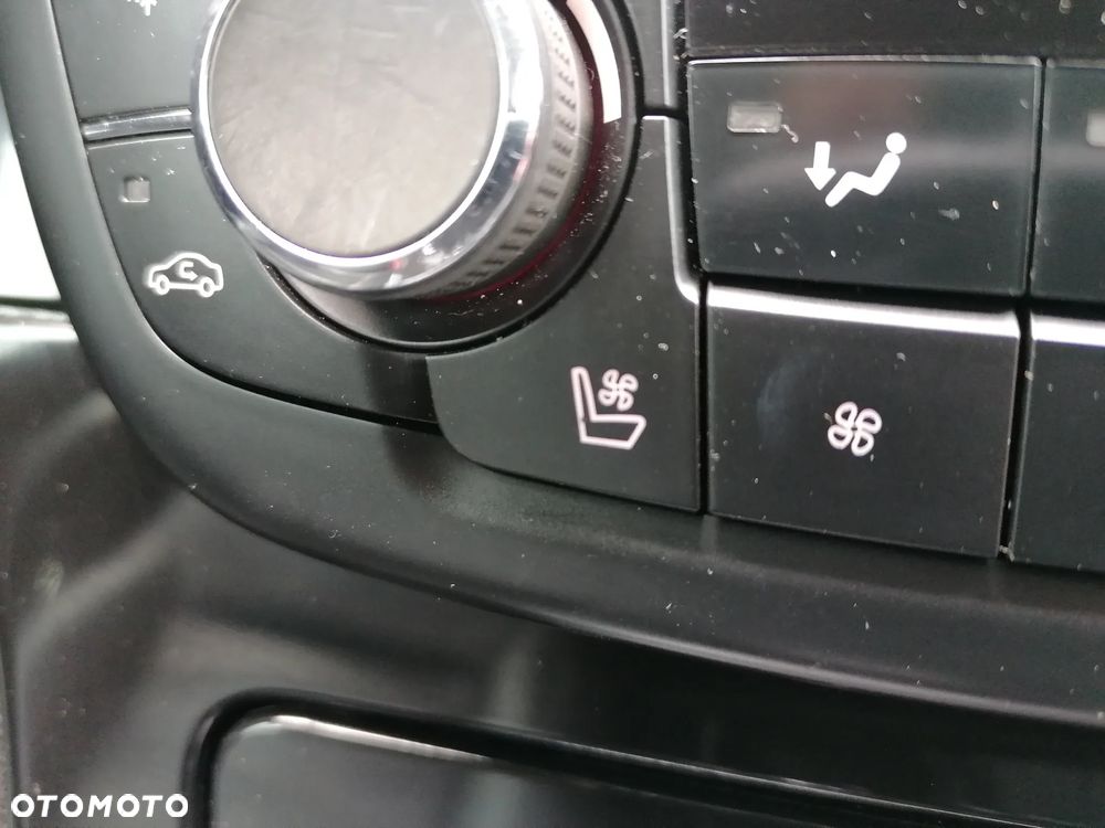 Opel Insignia 1.8 Cosmo - 25