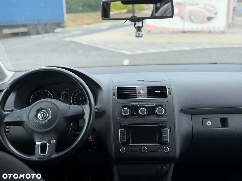 Volkswagen Touran 1.6 TDI DPF BlueMotion Technology Comfortline - 15