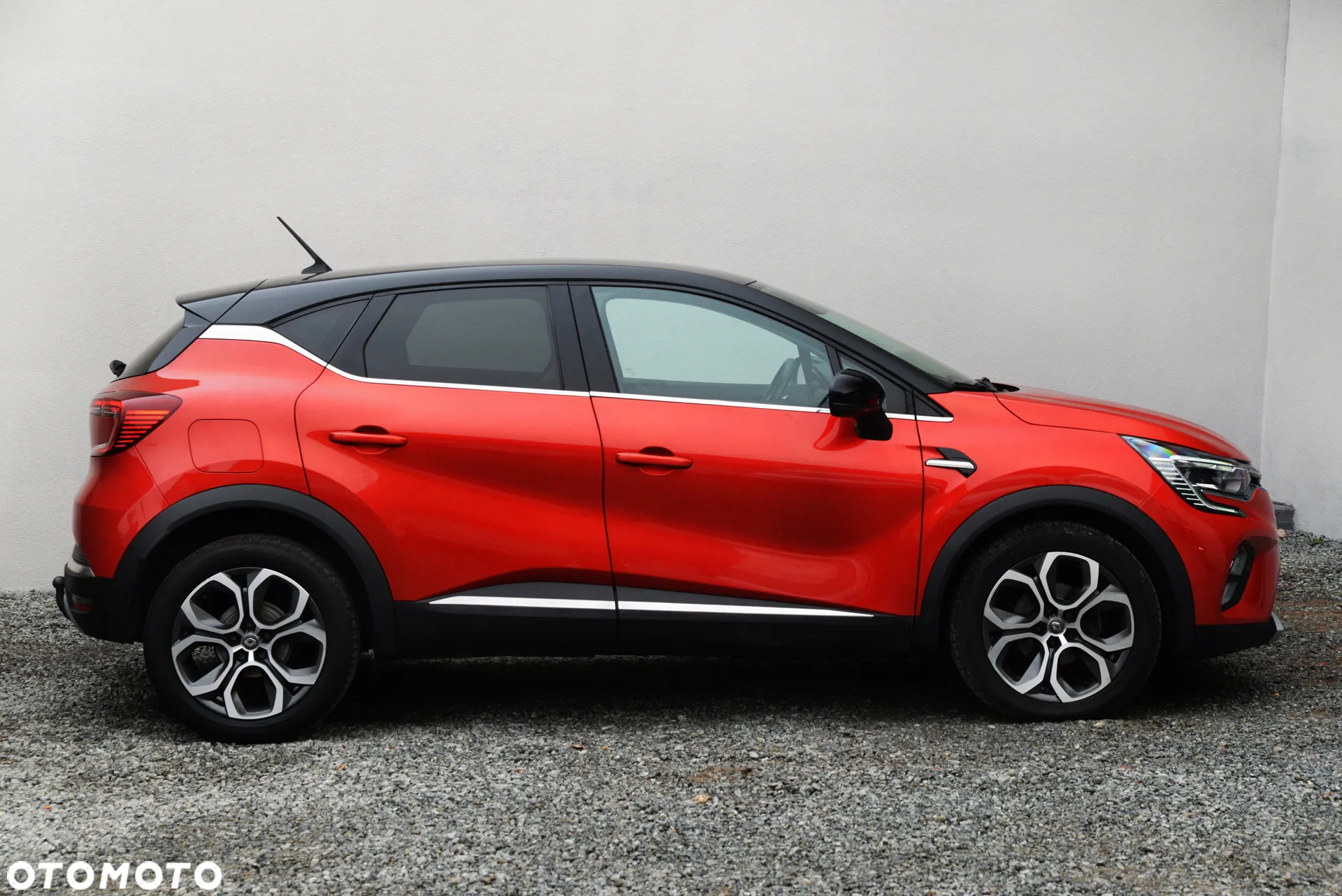 Renault Captur 1.3 TCe Intens EDC - 25
