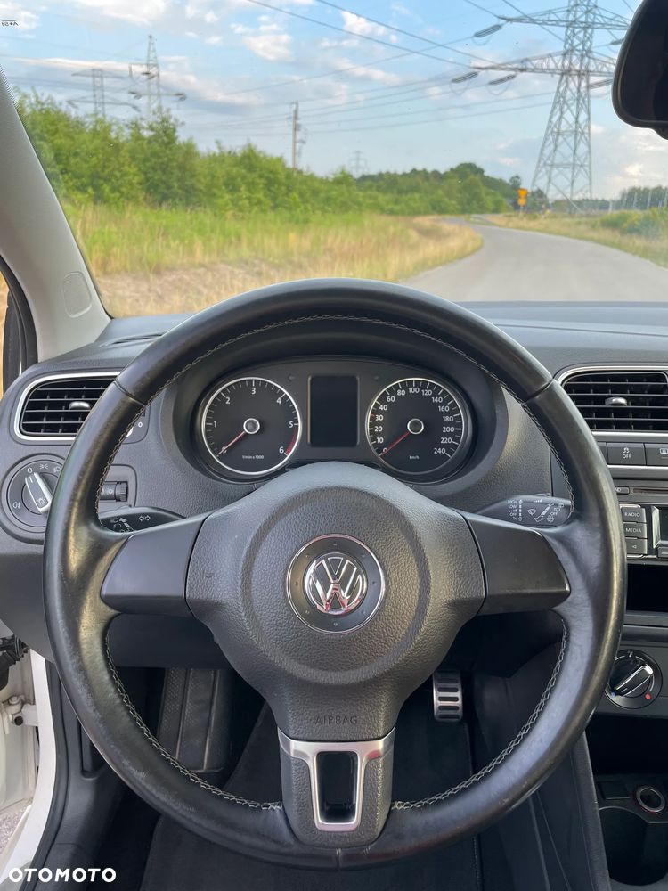 Volkswagen Polo 1.6 TDI DPF Highline DSG - 21