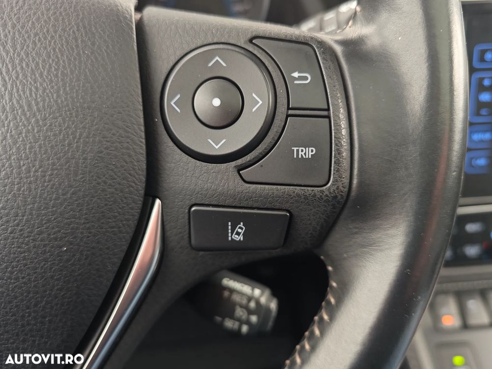 Toyota Auris 1.8 L VVT-i TS Hybrid Sol+ - 18