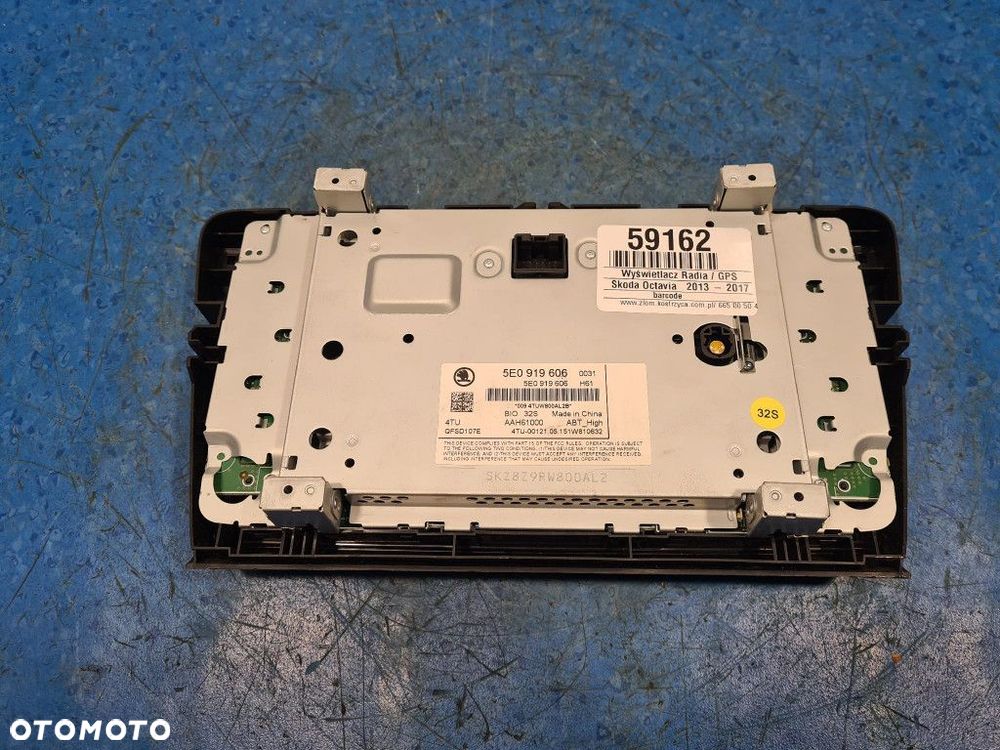 SKODA OCTAVIA III SCOUT KOMBI WYŚWIETLACZ RADIA / GPS 5E0919606 - 7