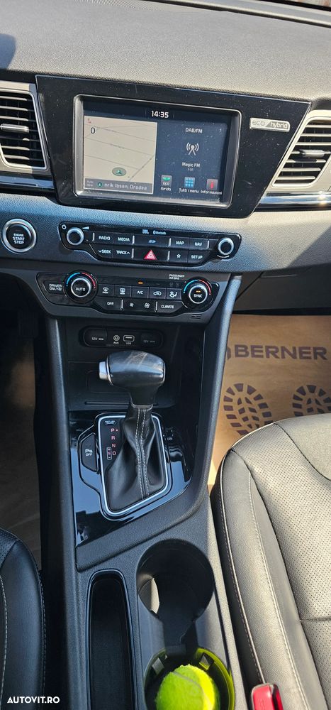 Kia Niro - 12