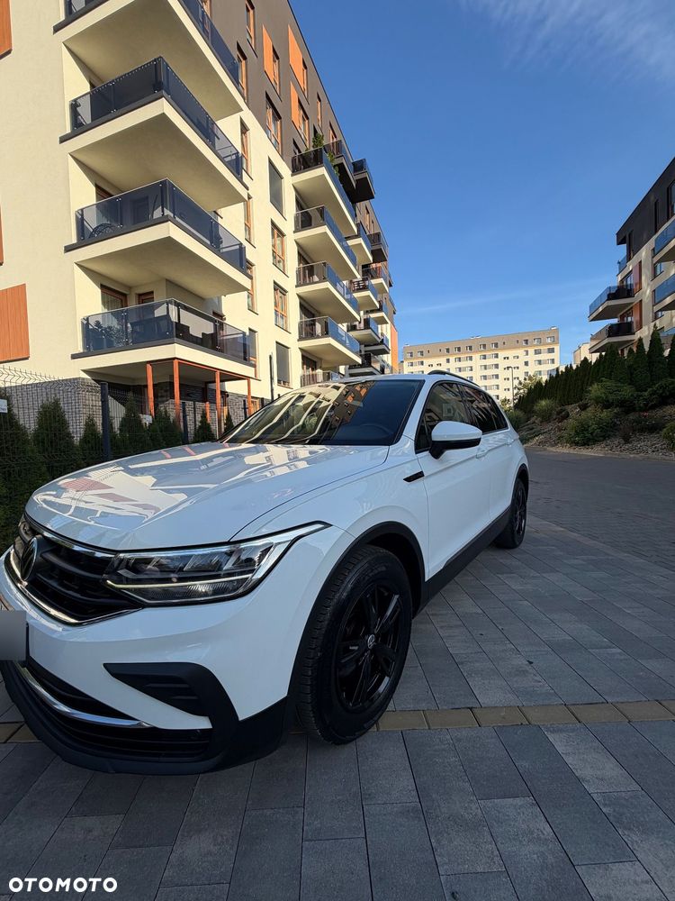 Volkswagen Tiguan 2.0 TDI SCR 4Mot R-Line DSG - 2