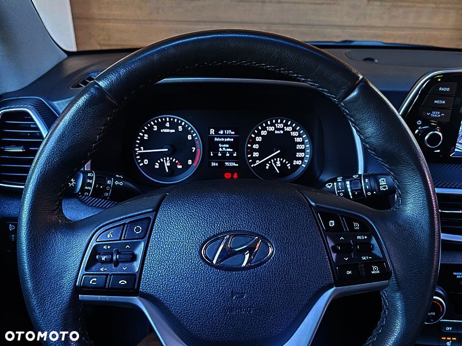Hyundai Tucson 1.6 GDi 2WD Select - 23