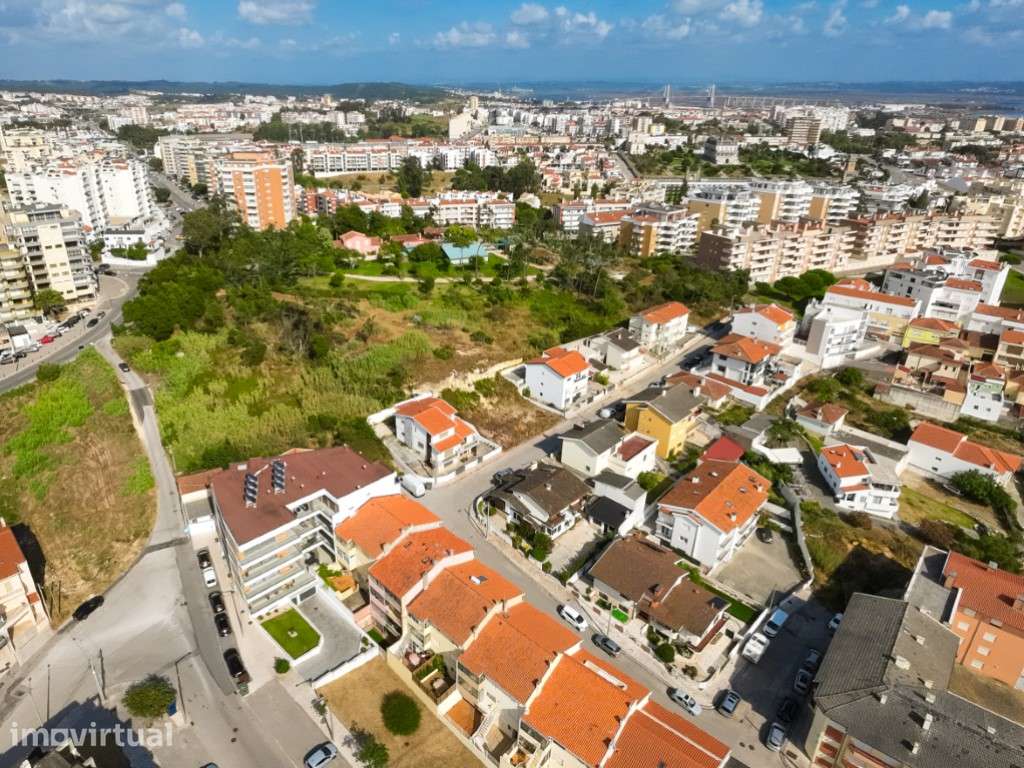 Lote de Terreno Urbano na Figueira da Foz - Grande imagem: 2/11