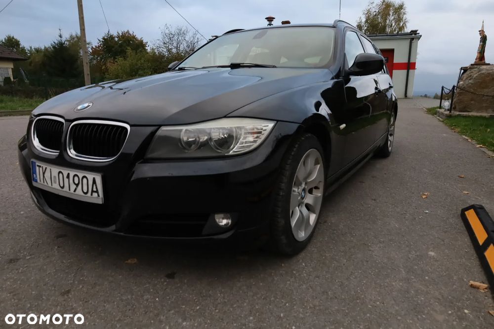 BMW Seria 3 318d - 4