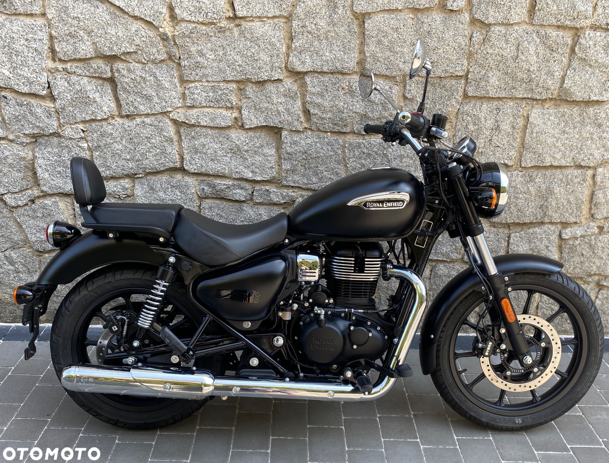 Royal Enfield Meteor - 2