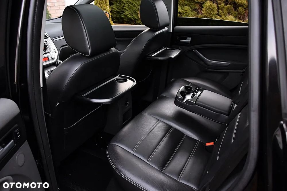 Ford Kuga 2.0 TDCi 4x4 Titanium - 33