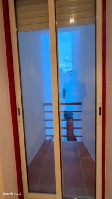 Moradia geminada, recuperada, para venda, Cartaxo - Cartaxo e Vale ... - Grande imagem: 5/18