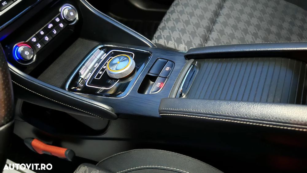 MG ZS EV Comfort - 24