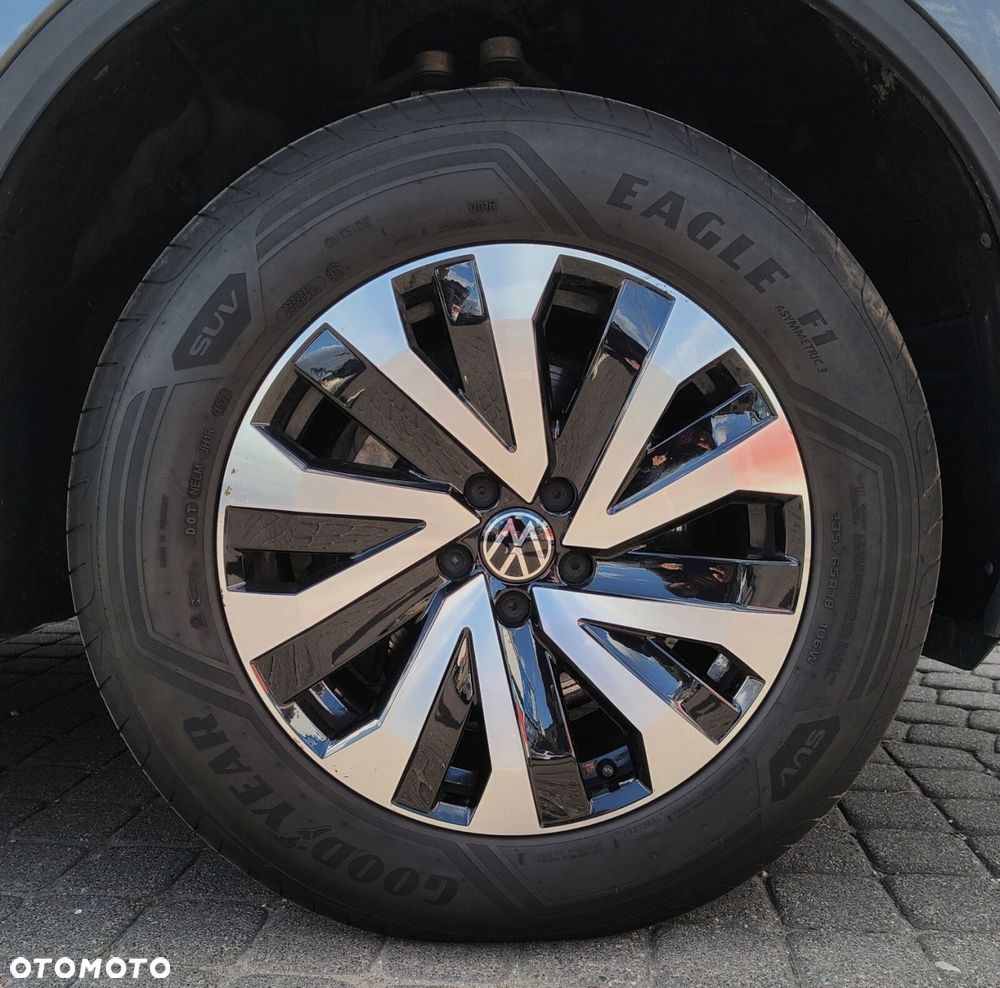 Volkswagen Touareg - 31