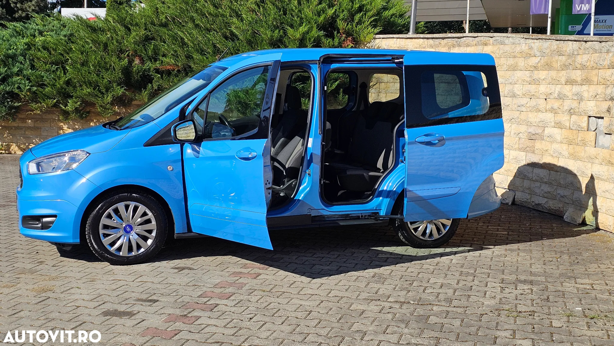 Ford Tourneo Courier 1.5 TDCi Ambiente - 7