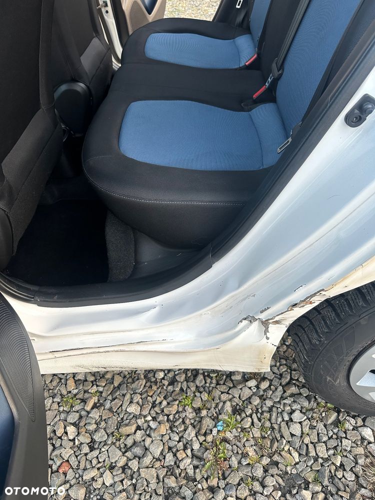 Hyundai i10 1.0 Premium - 12