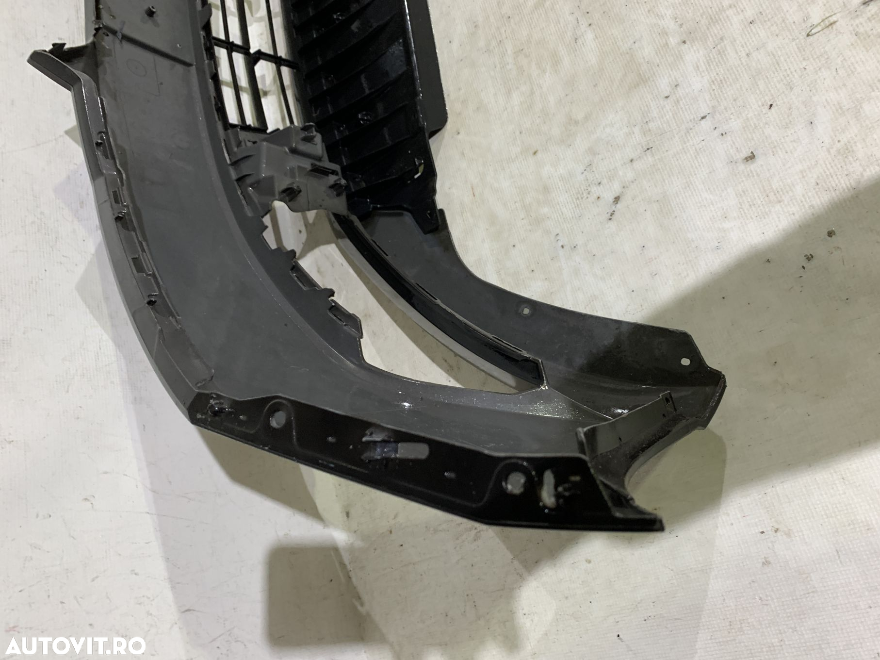 Bara fata Skoda Fabia 3, 2014, 2015, 2016, 2017, 2018, cod origine OE 6V0807221. Include grila inferioara si scut. - 10