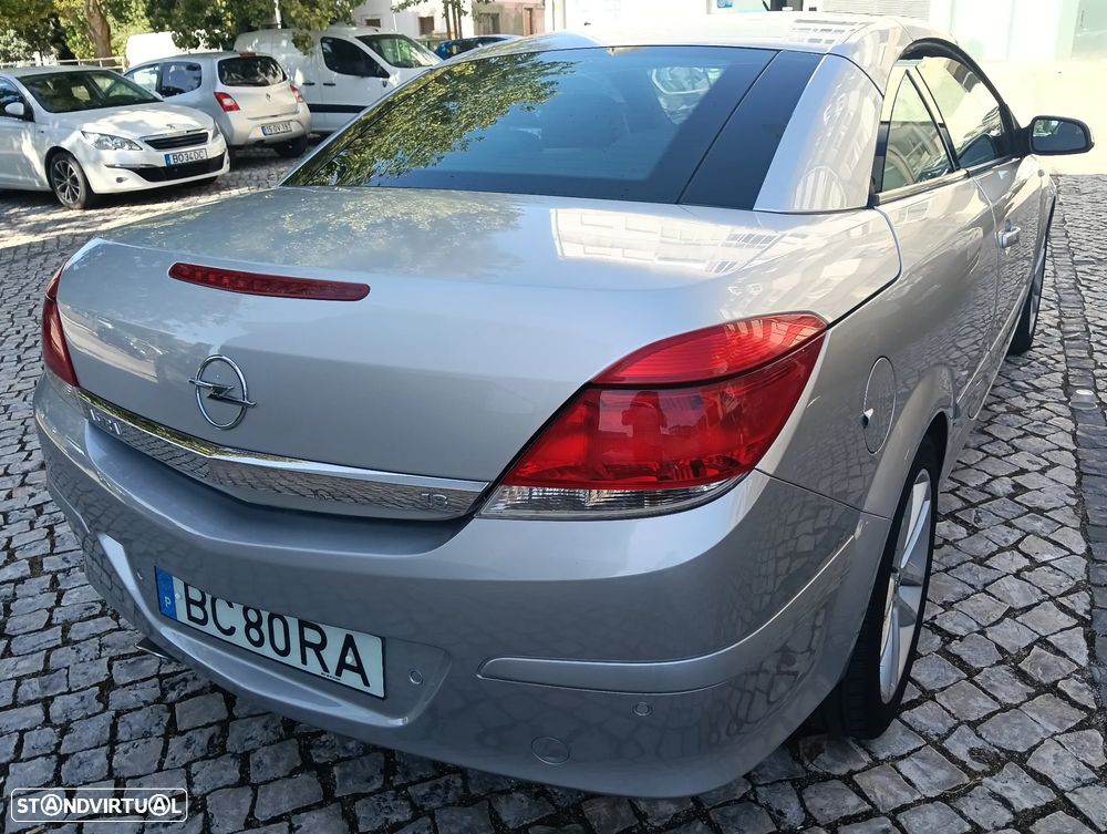 Opel Astra 1.8 Sport - 11