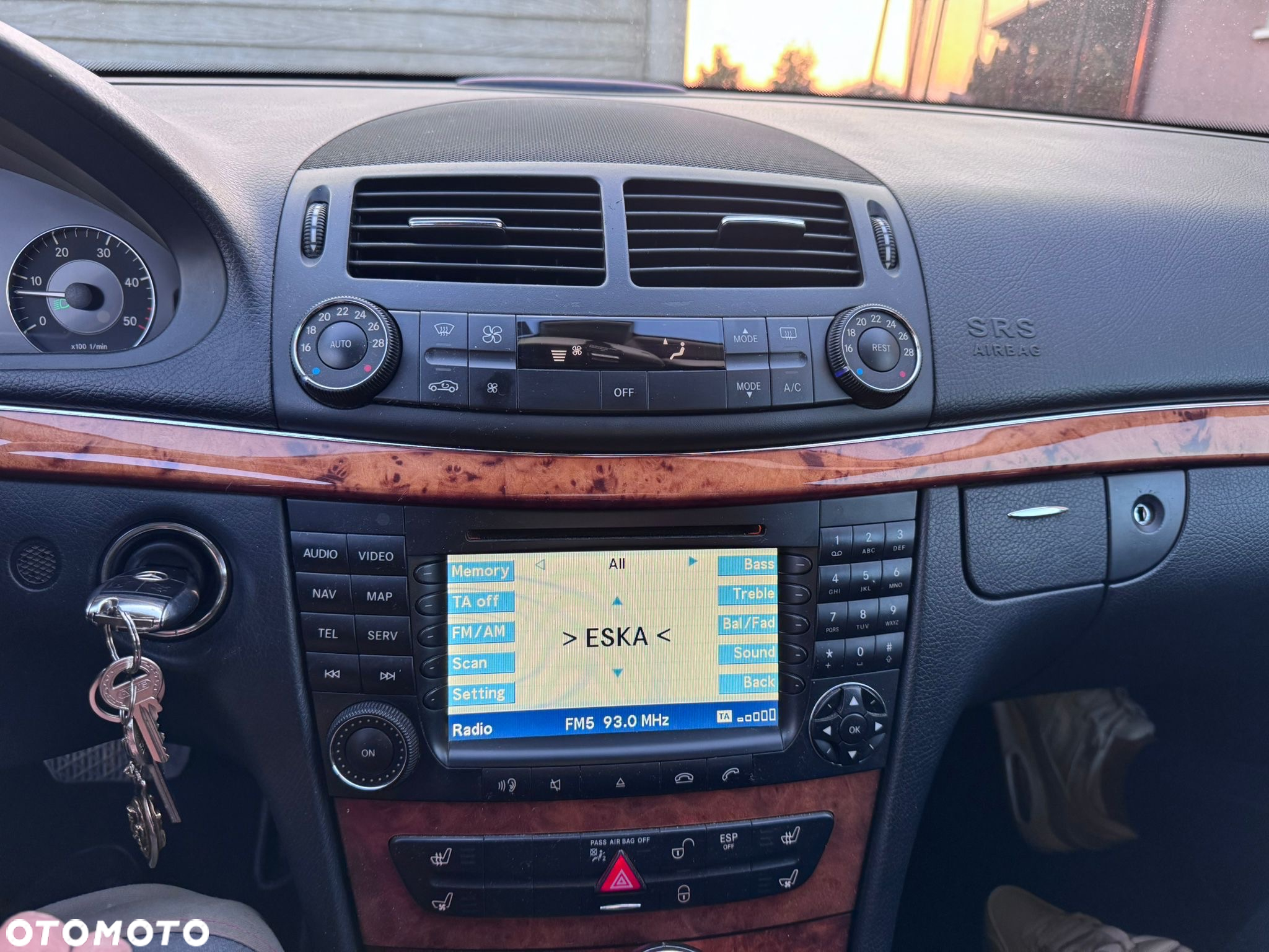 Mercedes-Benz Klasa E 320 CDI 4-Matic Elegance - 16