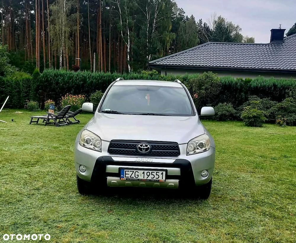 Toyota RAV4 2.2 D-4D 4x4 - 1
